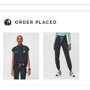 Dark Harbour Figs Scrub Set